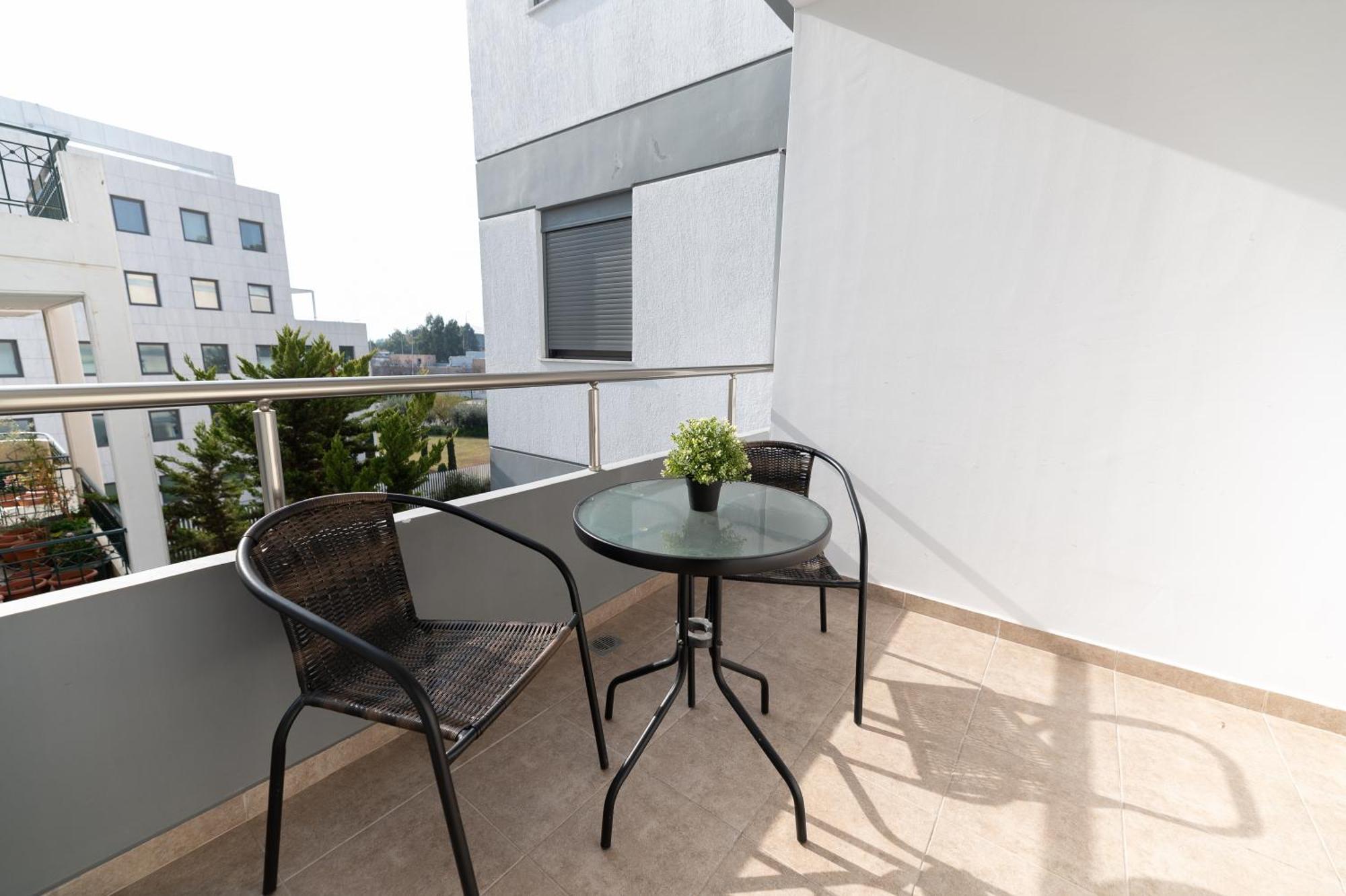 Stylish Spacious In Palaio Faliro * Athènes