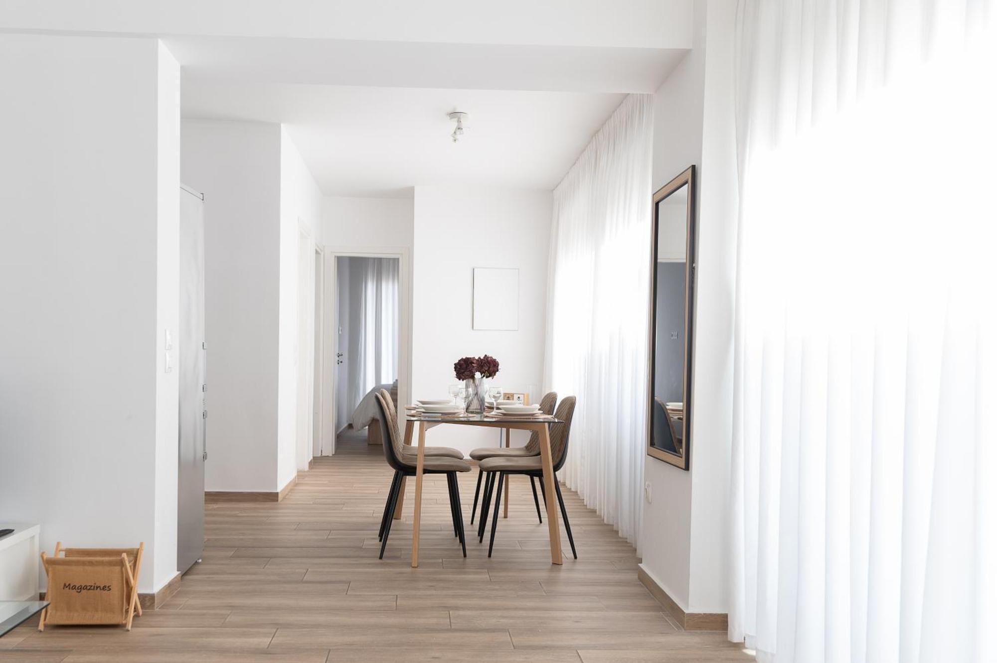 Stylish Spacious In Palaio Faliro Appartement Athènes
